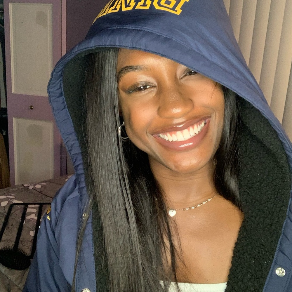 Meet your Posher, Deanna